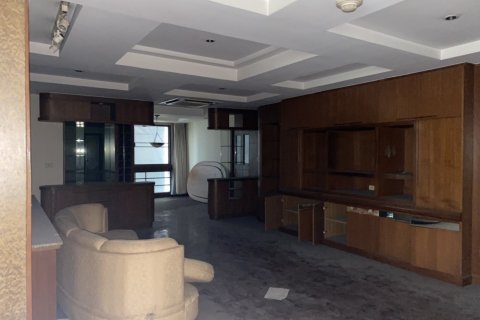 Eigentumswohnung in Watthana, Bangkok, Thailand, 2 Schlafzimmer № 200700 - Foto 8