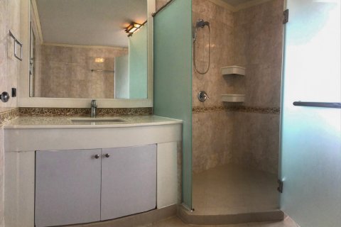 Condominio de 4 dormitorios en Bangkok, Tailandia № 65718 - foto 17