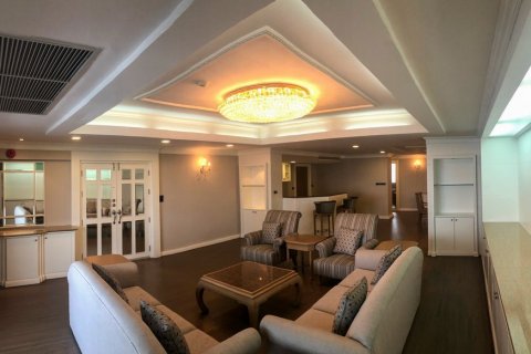 Condo à Bangkok, Thaïlande, 4 chambres  № 65718