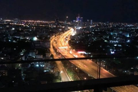 Condominio de 2 dormitorios en Sathon, Bangkok, Tailandia № 143429 - foto 7