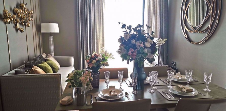 Condo in Bangkok, Thailand, 2 bedrooms in RHYTHM EKKAMAI ESTATE № 47542