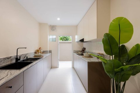 Casa de 5 dormitorios en Bangkok, Tailandia № 180525 - foto 10