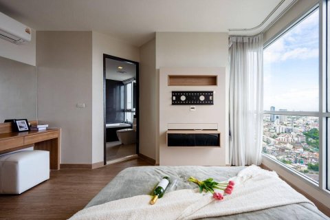 Condominio de 3 dormitorios en Bangkok, Tailandia № 180521 - foto 17