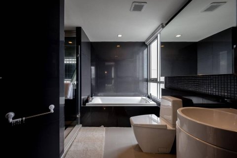 Condominio de 3 dormitorios en Bangkok, Tailandia № 180521 - foto 19