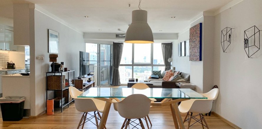 Condominio de 3 dormitorios en Bangkok, Tailandia № 180523