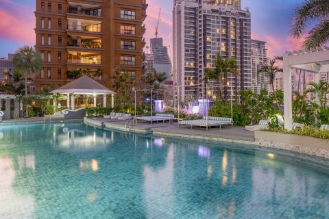 Condominio de 3 dormitorios en Bangkok, Tailandia № 180523 - foto 26