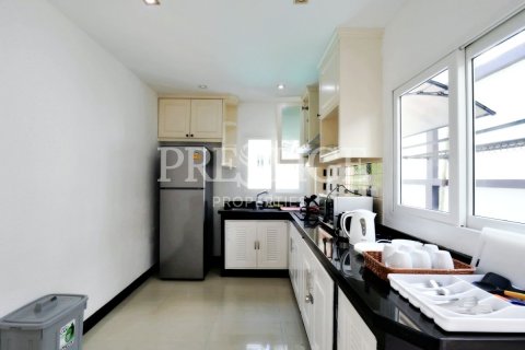 Casa de 3 dormitorios en Pattaya, Tailandia № 202385 - foto 10
