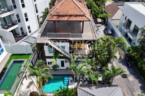 Casa de 3 dormitorios en Pattaya, Tailandia № 202385 - foto 2