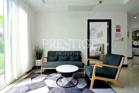 Casa de 3 dormitorios en Pattaya, Tailandia № 202385 - foto 4