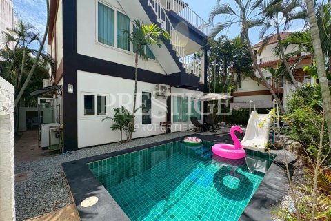 Casa de 3 dormitorios en Pattaya, Tailandia № 202385 - foto 29