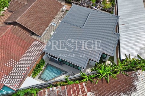 Casa de 3 dormitorios en Pattaya, Tailandia № 202379 - foto 26