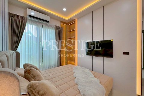 Casa de 3 dormitorios en Pattaya, Tailandia № 202379 - foto 14