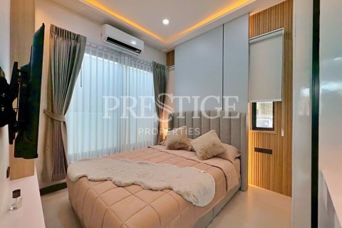 Casa de 3 dormitorios en Pattaya, Tailandia № 202379 - foto 10