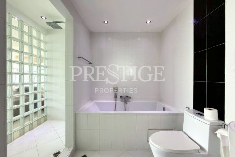 Condominio de 3 dormitorios en Pattaya, Tailandia № 202380 - foto 14