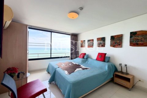 Condominio de 3 dormitorios en Pattaya, Tailandia № 202380 - foto 15