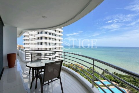 Condominio de 3 dormitorios en Pattaya, Tailandia № 202380 - foto 25