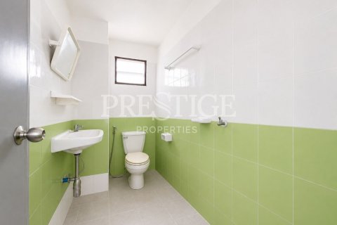 Local comercial 144 m2 en Pattaya, Tailandia № 202384 - foto 12