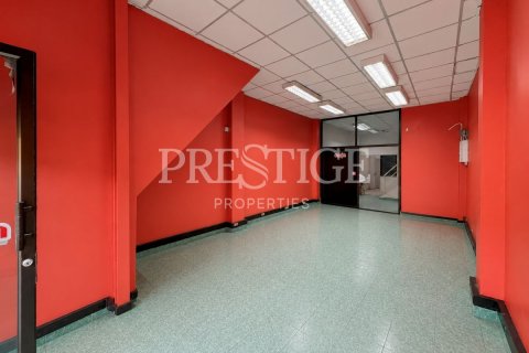 Local comercial 144 m2 en Pattaya, Tailandia № 202384 - foto 3