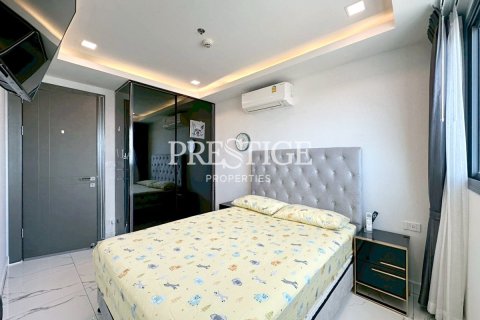 Condo in Pattaya, Thailand, 3 bedrooms  № 197563 - photo 15