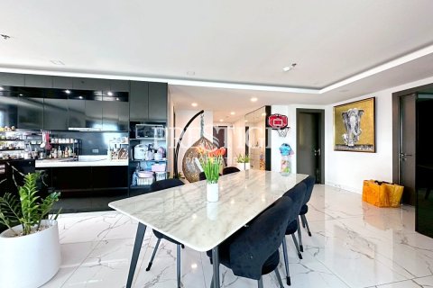 Condo in Pattaya, Thailand, 3 bedrooms  № 197563 - photo 6