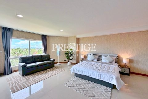 Studio in the Condo in Pattaya, Thailand № 197559