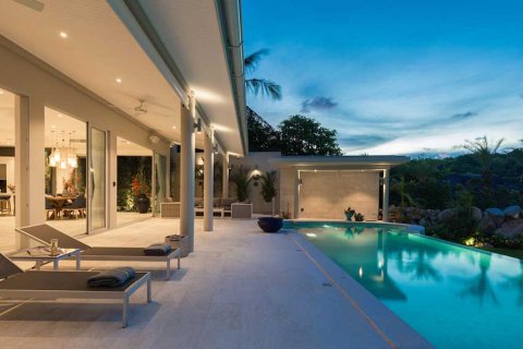 Casa de 5 dormitorios en Ko Samui, Tailandia № 180947 - foto 24