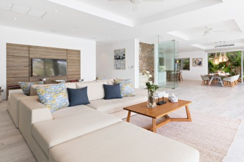 Casa de 5 dormitorios en Ko Samui, Tailandia № 180947 - foto 21