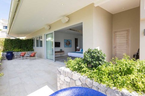 Casa de 5 dormitorios en Ko Samui, Tailandia № 180947 - foto 18