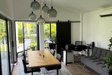 Casa de 3 dormitorios en Bang Lamung, Tailandia № 68570 - foto 9
