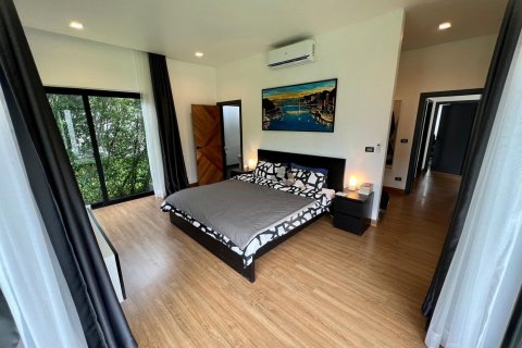 Casa de 3 dormitorios en Bang Lamung, Tailandia № 68570 - foto 11