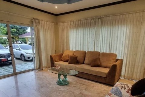 Chalet de 6 dormitorios en Hua Hin, Tailandia № 139928 - foto 2