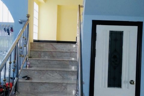 Chalet de 6 dormitorios en Hua Hin, Tailandia № 139928 - foto 14