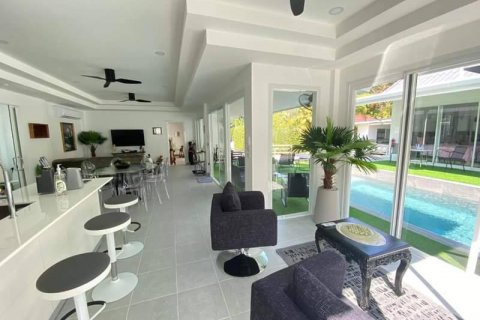 Villa in Rawai, Thailand 5 Schlafzimmer № 133822