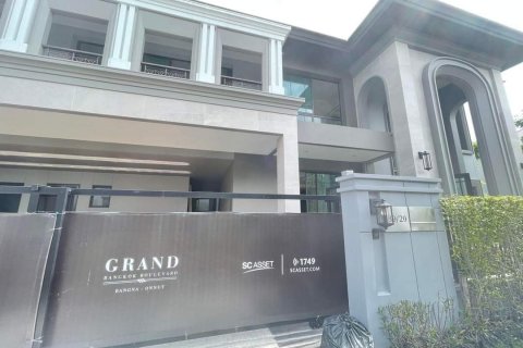 Chalet de 4 dormitorios en Bangkok, Tailandia № 133826 - foto 21