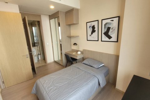 Condominio de 2 dormitorios en Khlong Toei, Bangkok, Tailandia № 133821 - foto 6