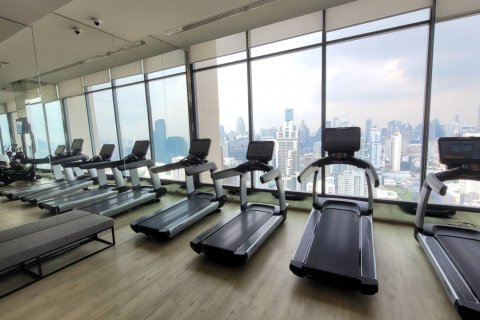 Condominio de 2 dormitorios en Khlong Toei, Bangkok, Tailandia № 133821 - foto 19