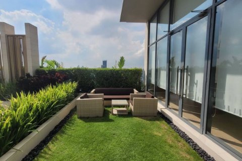 Condominio de 2 dormitorios en Khlong Toei, Bangkok, Tailandia № 133821 - foto 29