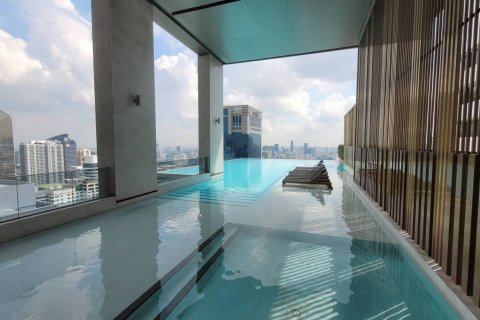 Condominio de 2 dormitorios en Khlong Toei, Bangkok, Tailandia № 133821 - foto 21