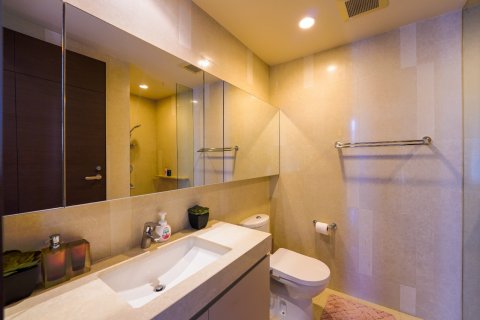 Condominio de 2 dormitorios en Bangkok, Tailandia № 133824 - foto 17