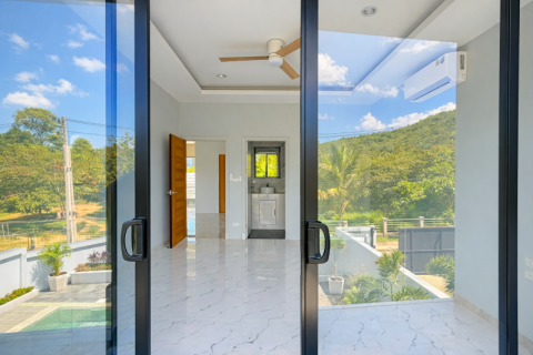 Casa de 3 dormitorios en Ko Samui, Tailandia № 160969 - foto 12