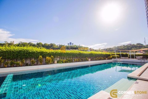 Condominio de 1 dormitorio en Chonburi, Tailandia № 205013 - foto 2