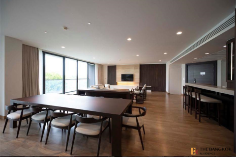 Condo in Bangkok, Thailand, 3 bedrooms  № 186714