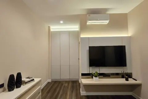 Casa de 4 dormitorios en Bang Kaeo, Tailandia № 160661 - foto 8