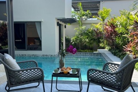 Villa in Phuket, Thailand 3 bedrooms № 141813 - photo 14