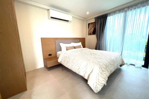 Villa in Phuket, Thailand 3 bedrooms № 141813 - photo 7