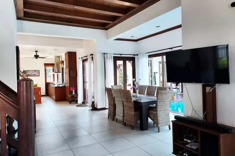 Chalet de 3 dormitorios en Klaeng, Tailandia № 140137 - foto 11