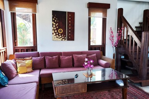 Chalet de 3 dormitorios en Klaeng, Tailandia № 140137 - foto 9