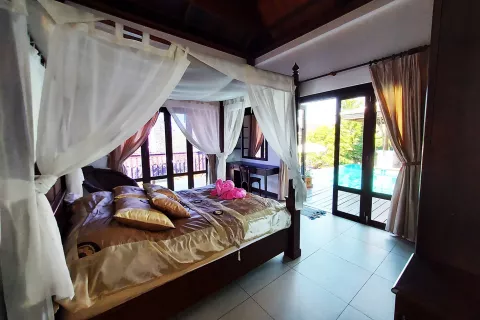 Chalet de 3 dormitorios en Klaeng, Tailandia № 140137 - foto 20