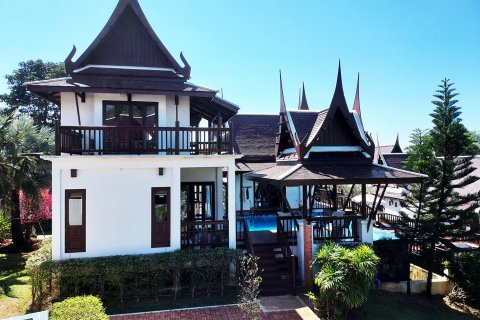 Chalet de 3 dormitorios en Klaeng, Tailandia № 140137 - foto 1