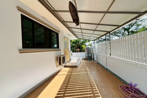 Casa de 3 dormitorios en San Sai, Tailandia № 205562 - foto 10